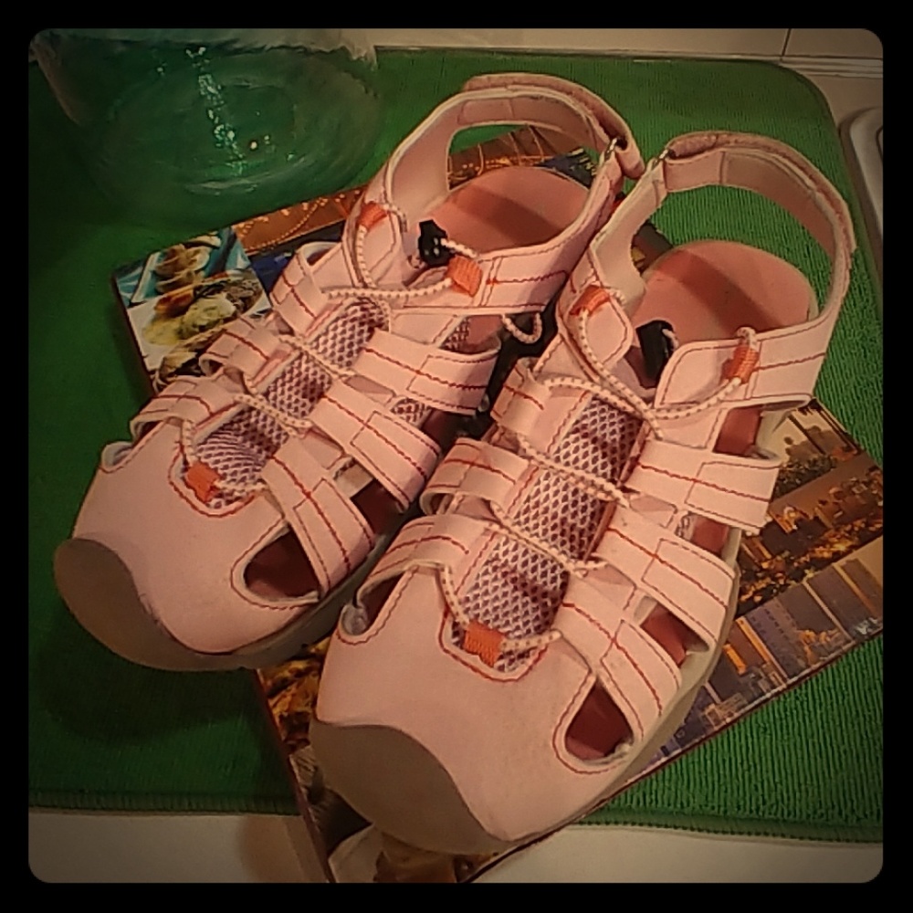 EDDIE BAUER SANDALS